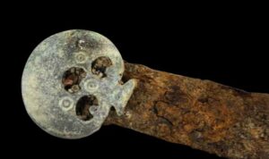 Pedang-Romawi-Langka-750x469